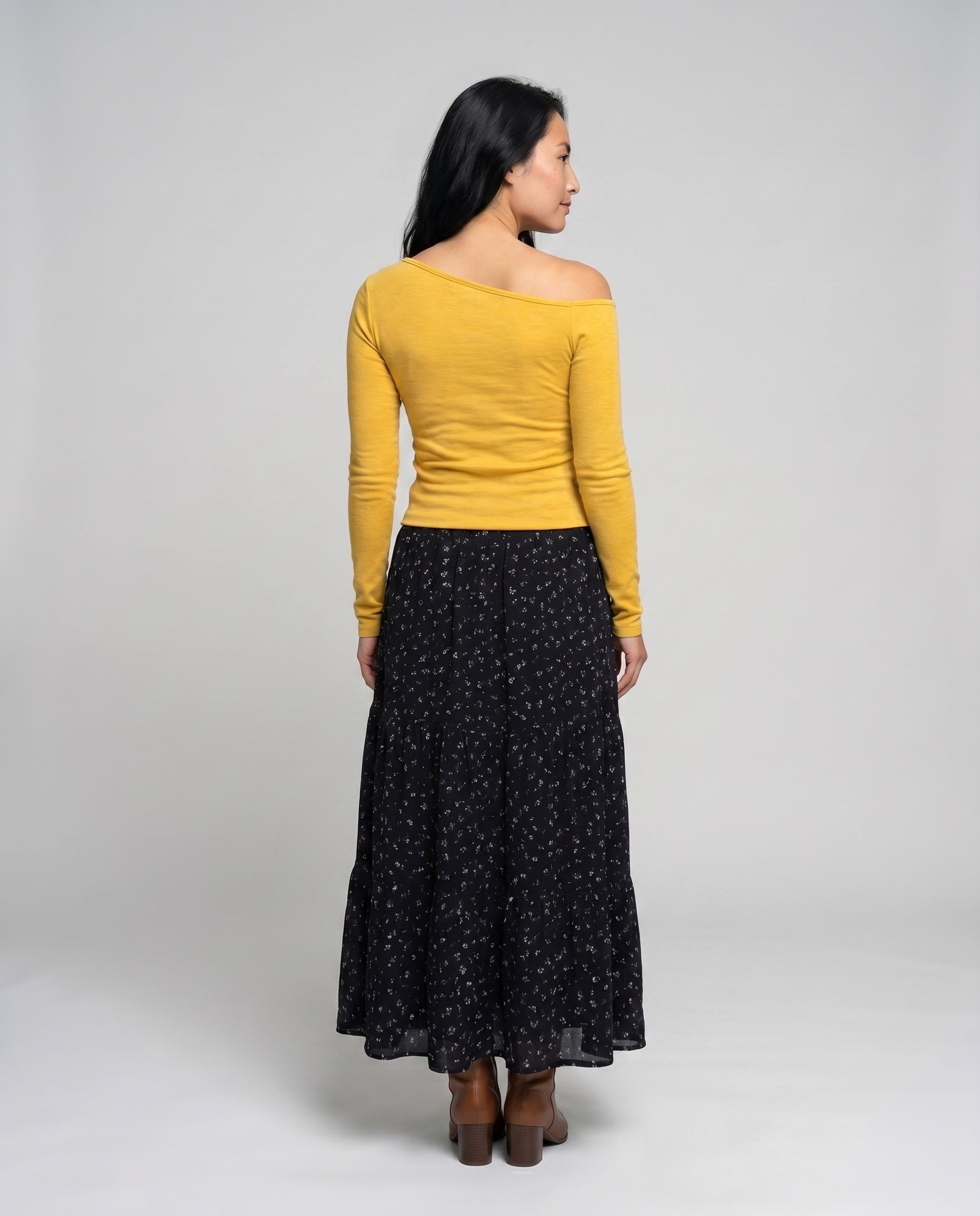 Product 15634860573002 - back_view