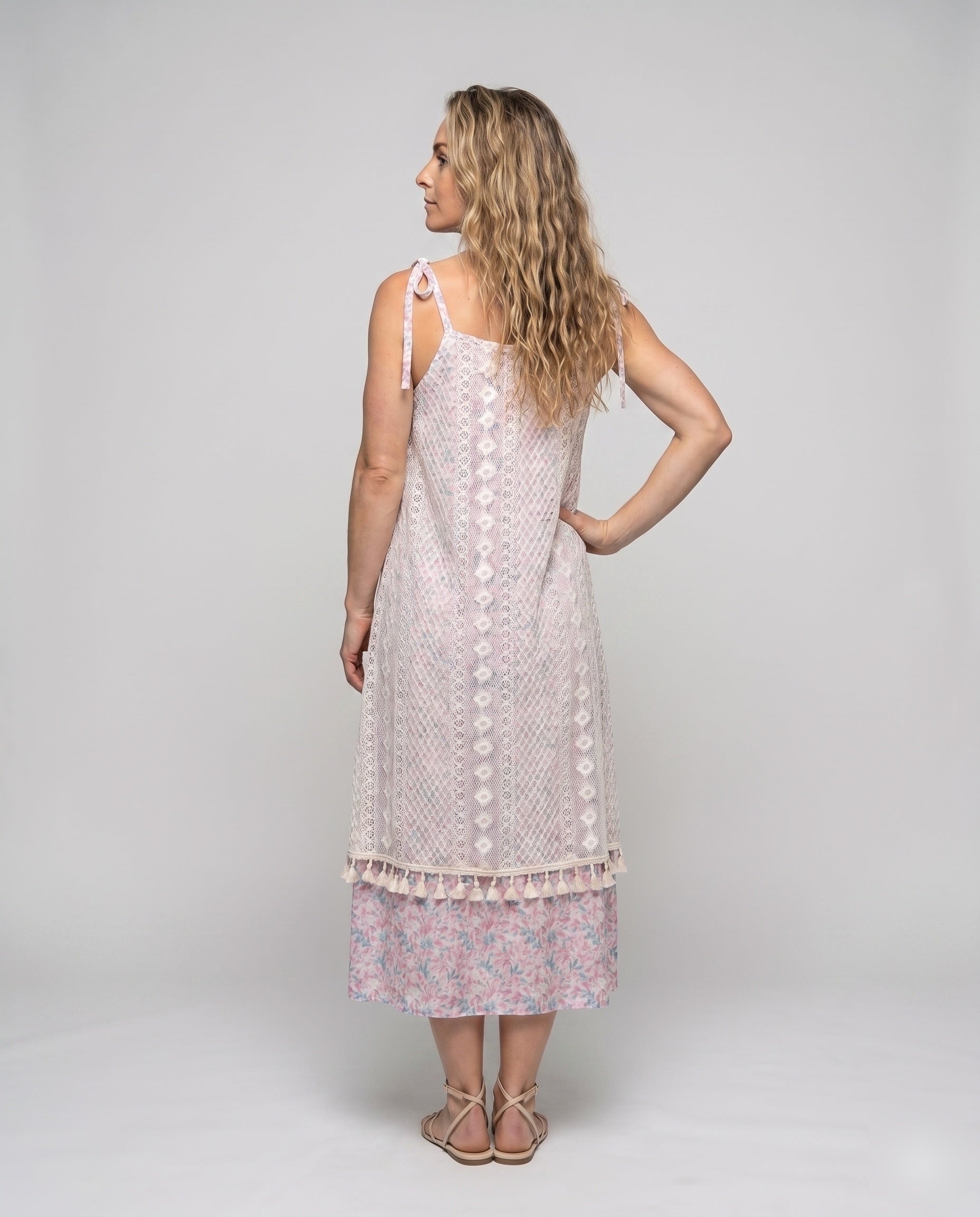 Product 15634866635082 - back_view