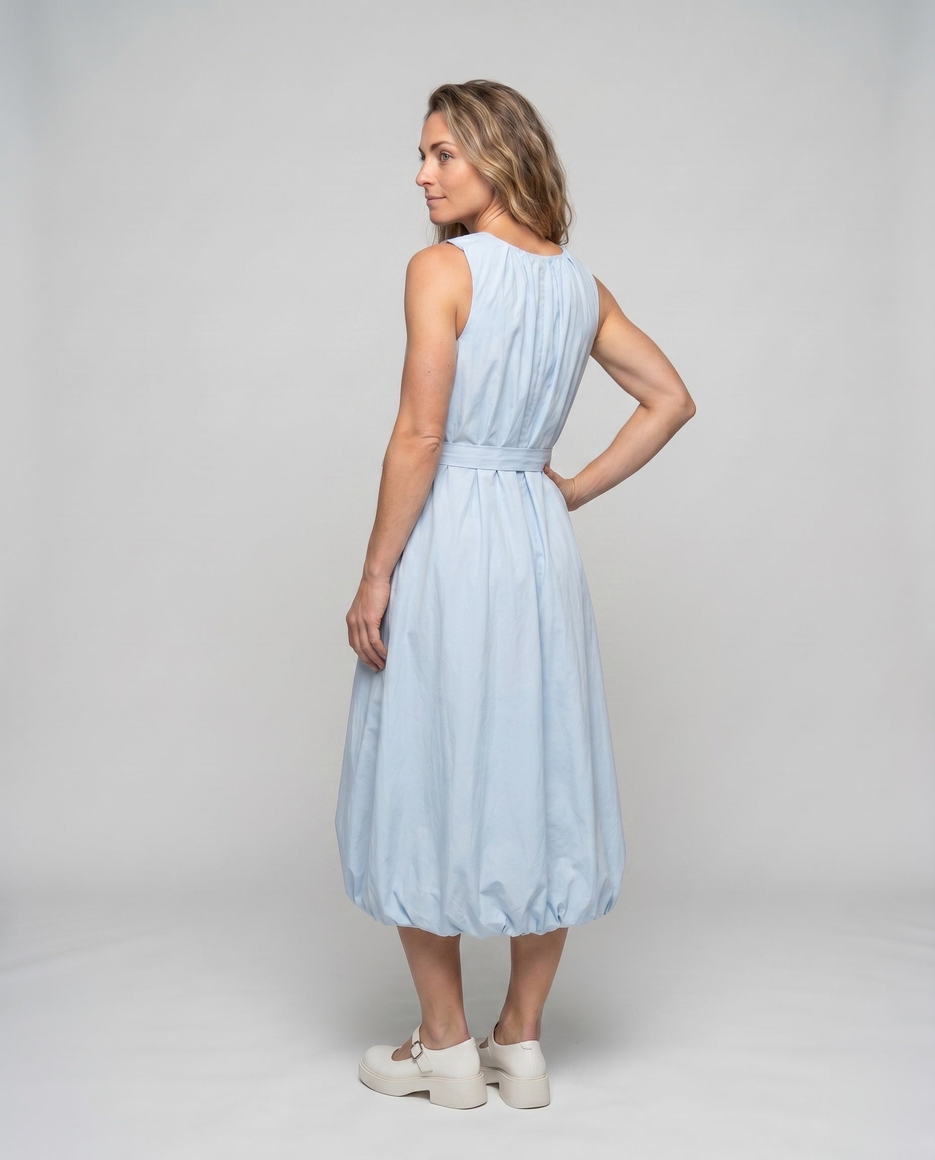 Product 15634866798922 - back_view