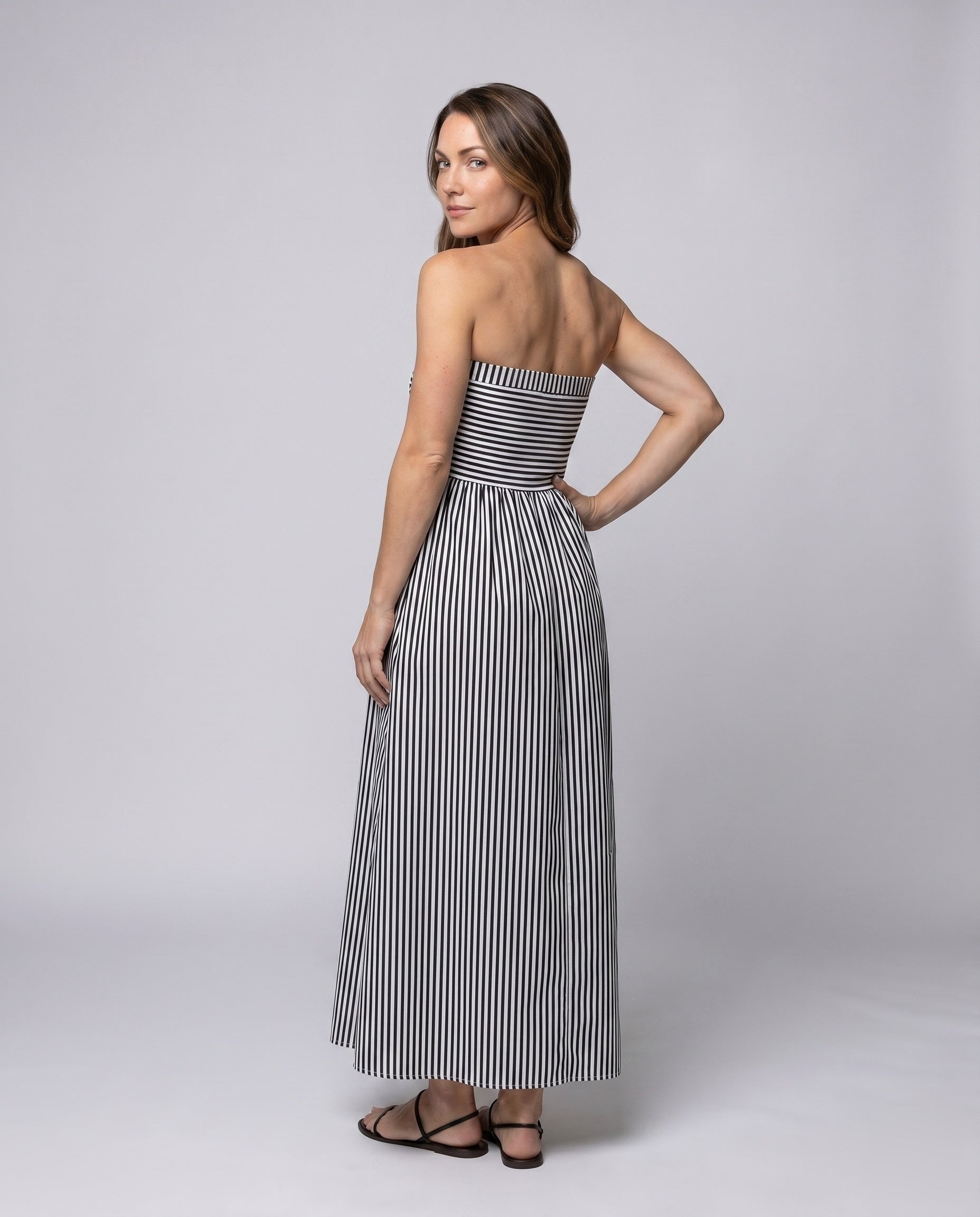 Product 15634871746890 - back_view