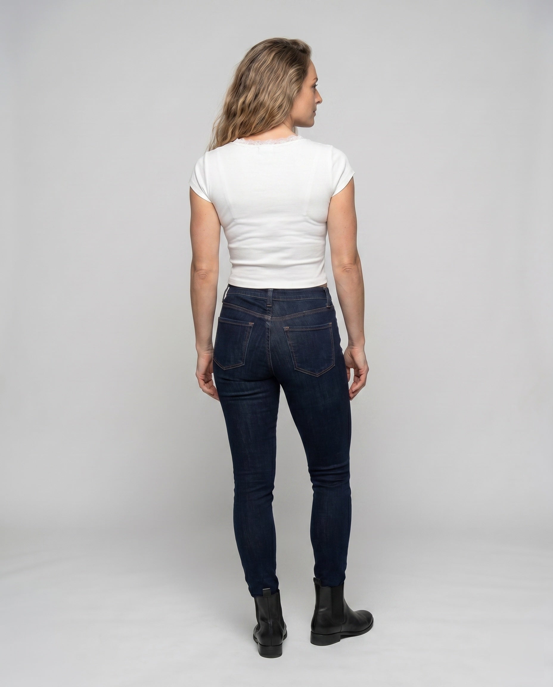 Product 15634873319754 - back_view