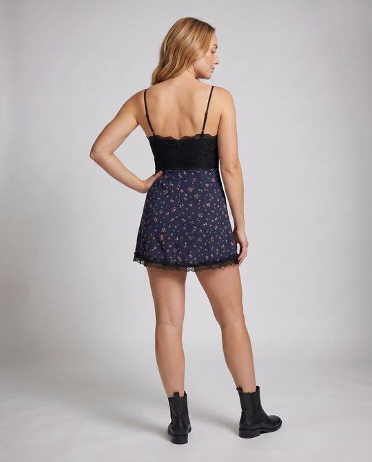 Product 15634875318602 - back_view