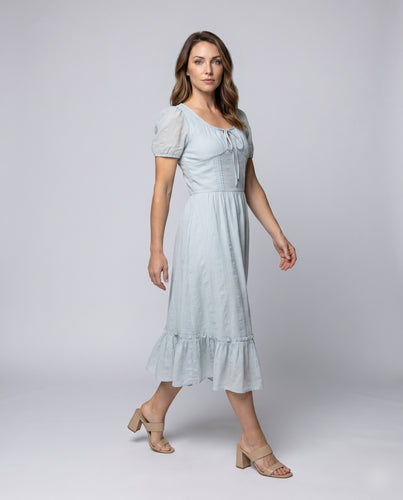 Damen Wickelkleid mit luftiger Silhouette und Rüschendetails