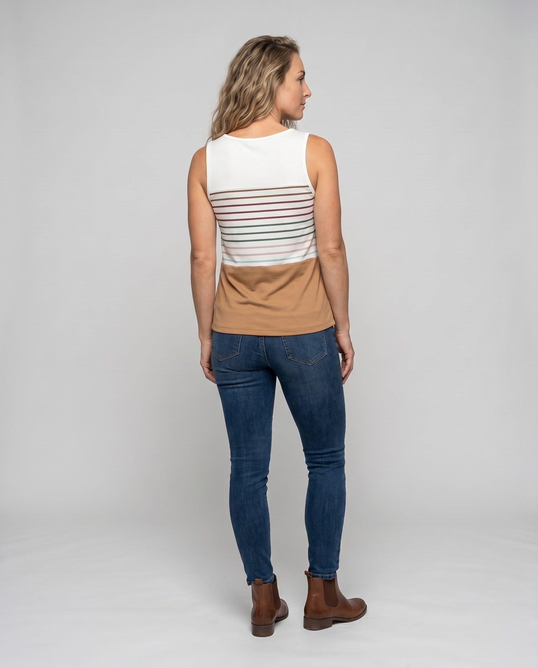 Product 15634912903498 - back_view