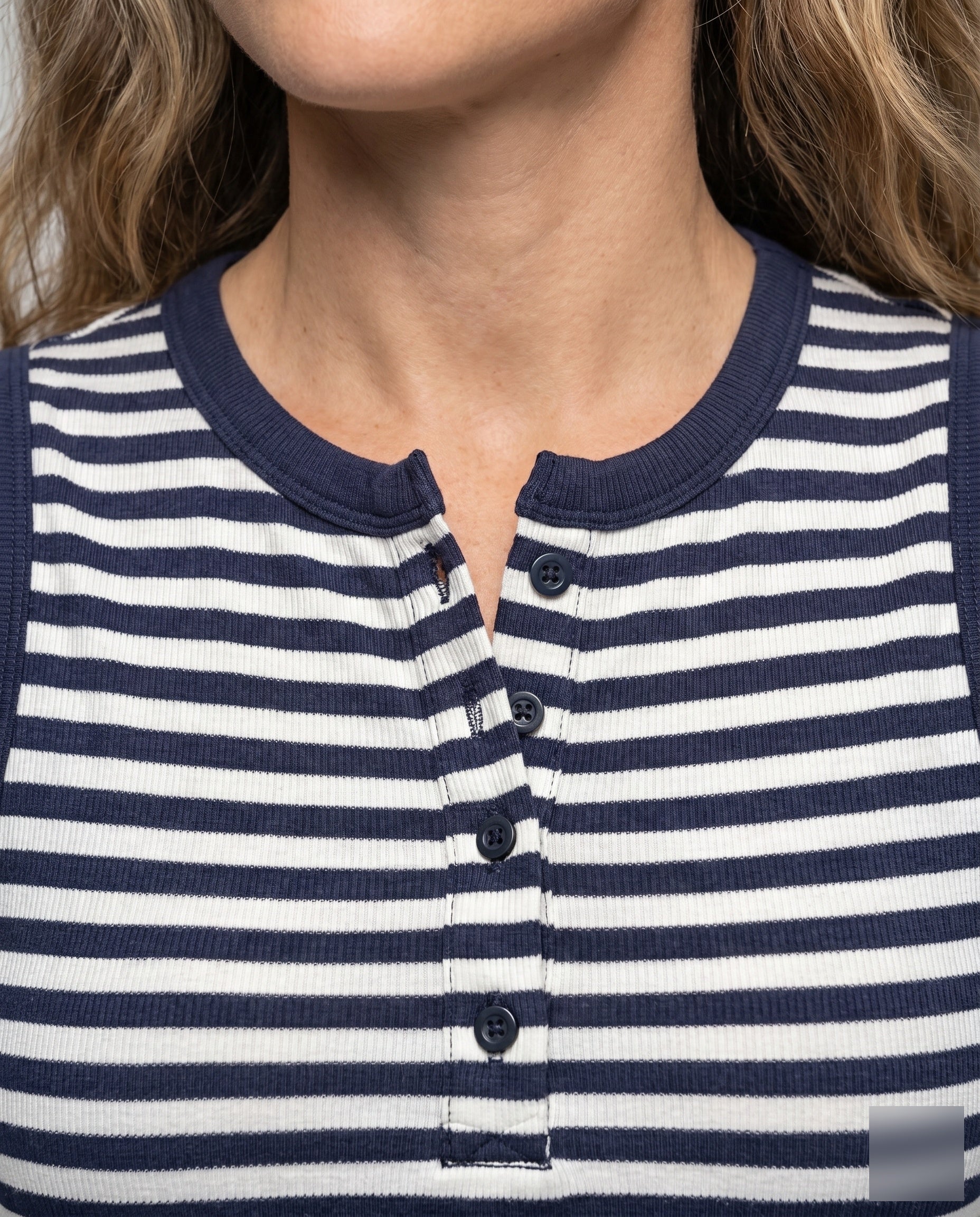 Product 15634912969034 - close_up_detail