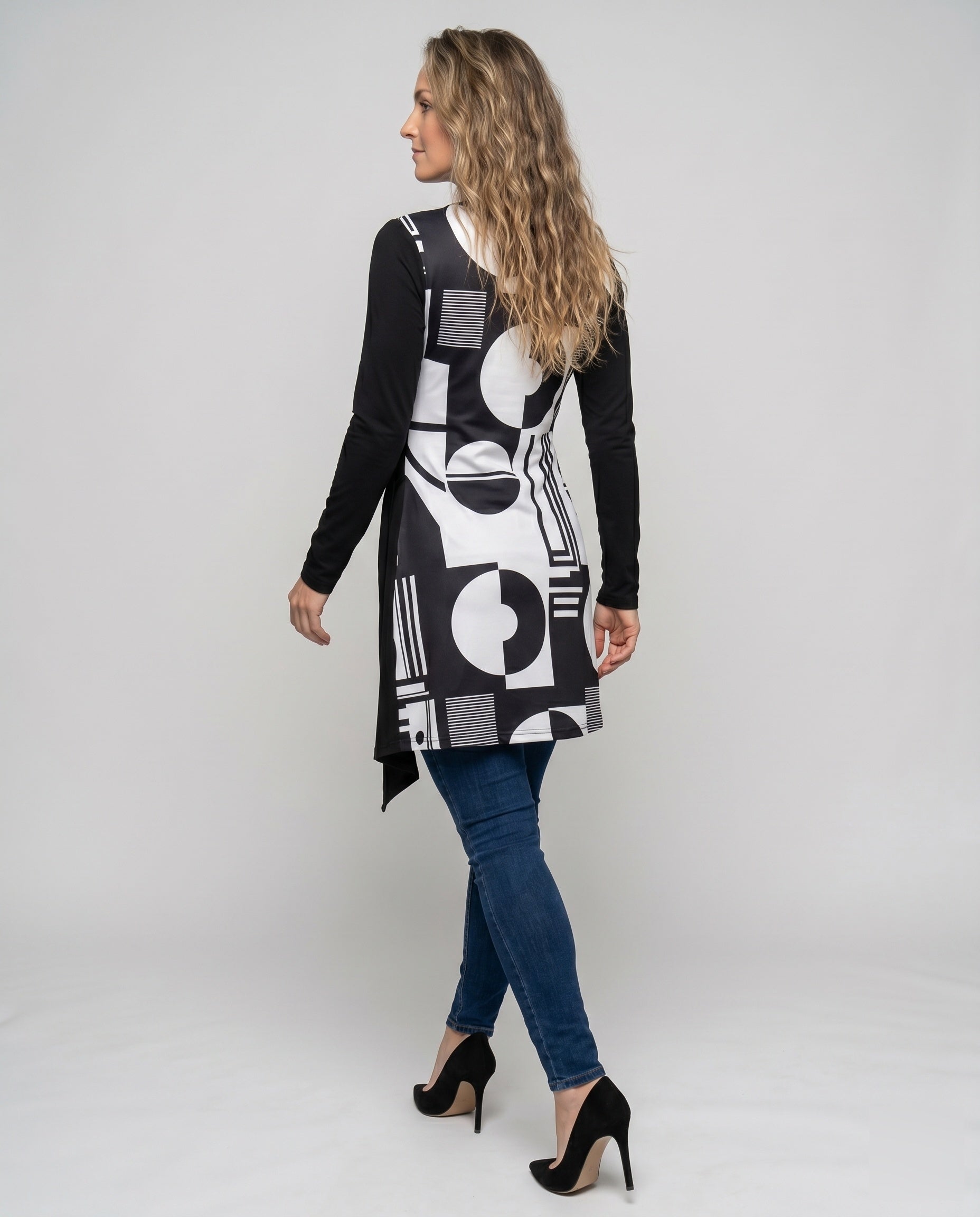 Product 15634913132874 - back_view