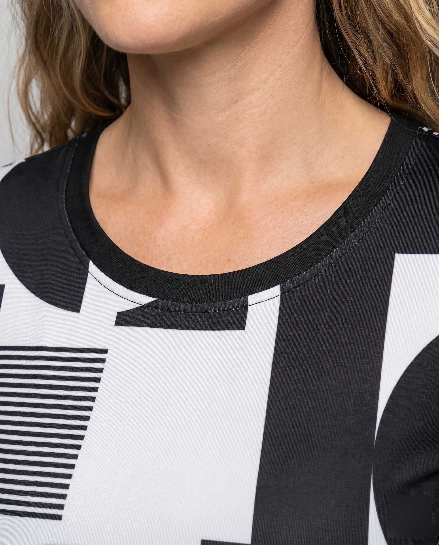 Product 15634913132874 - close_up_detail