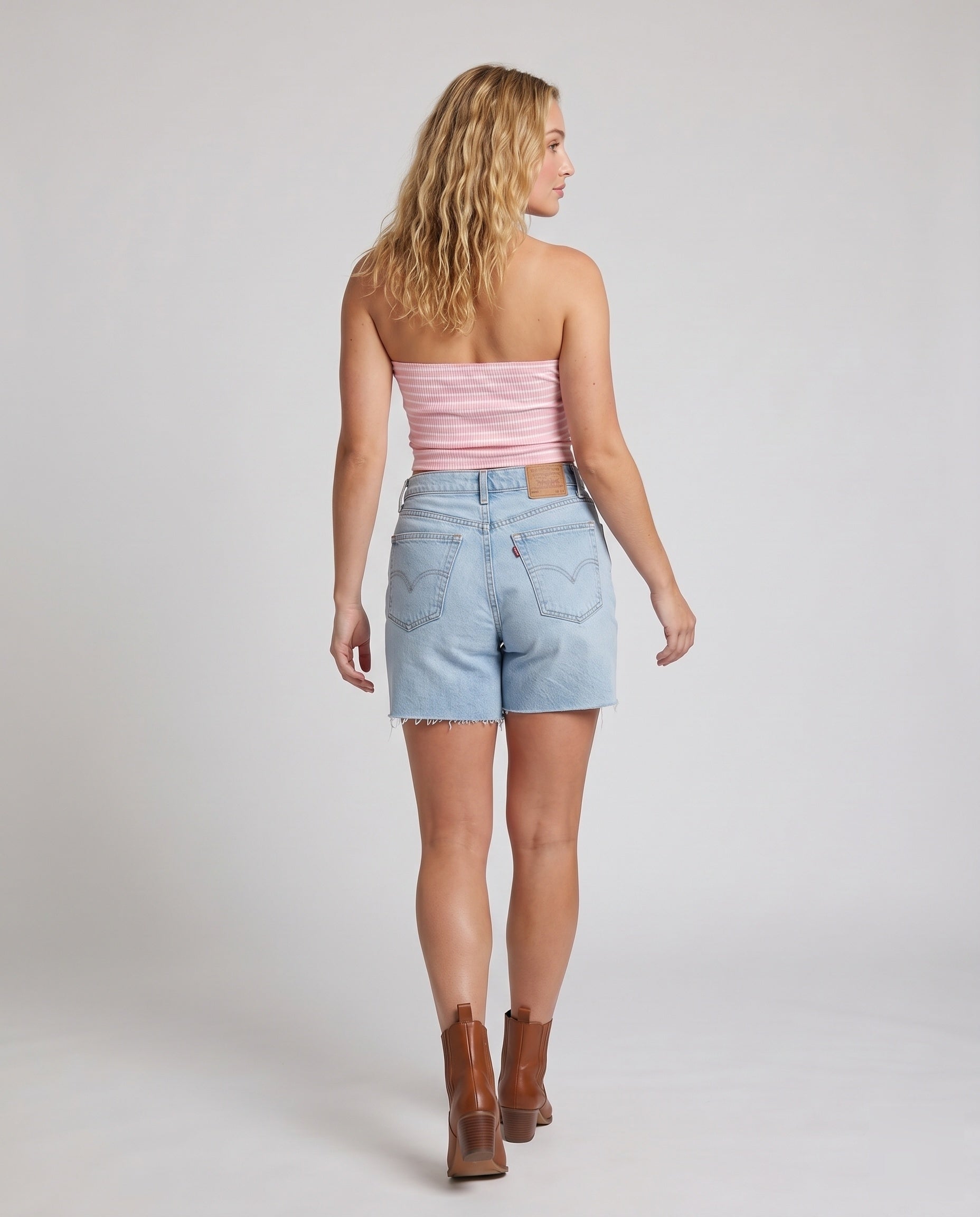 Product 15634913493322 - back_view
