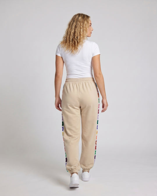 Product 15634913657162 - back_view