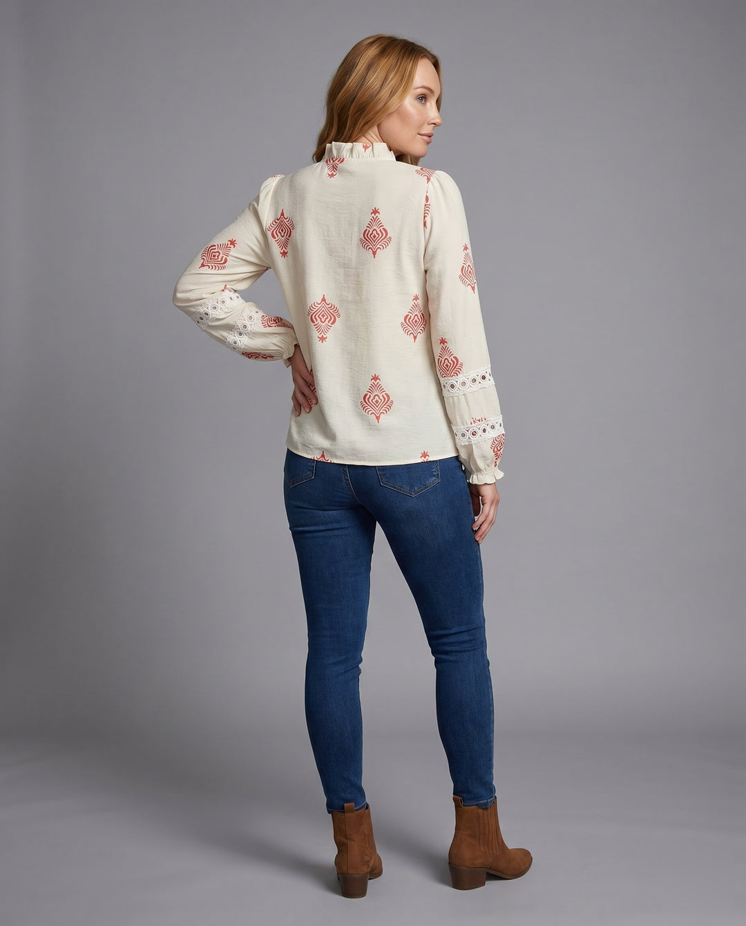 Product 15634914148682 - back_view