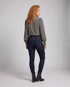 Product 15634914378058 - back_view