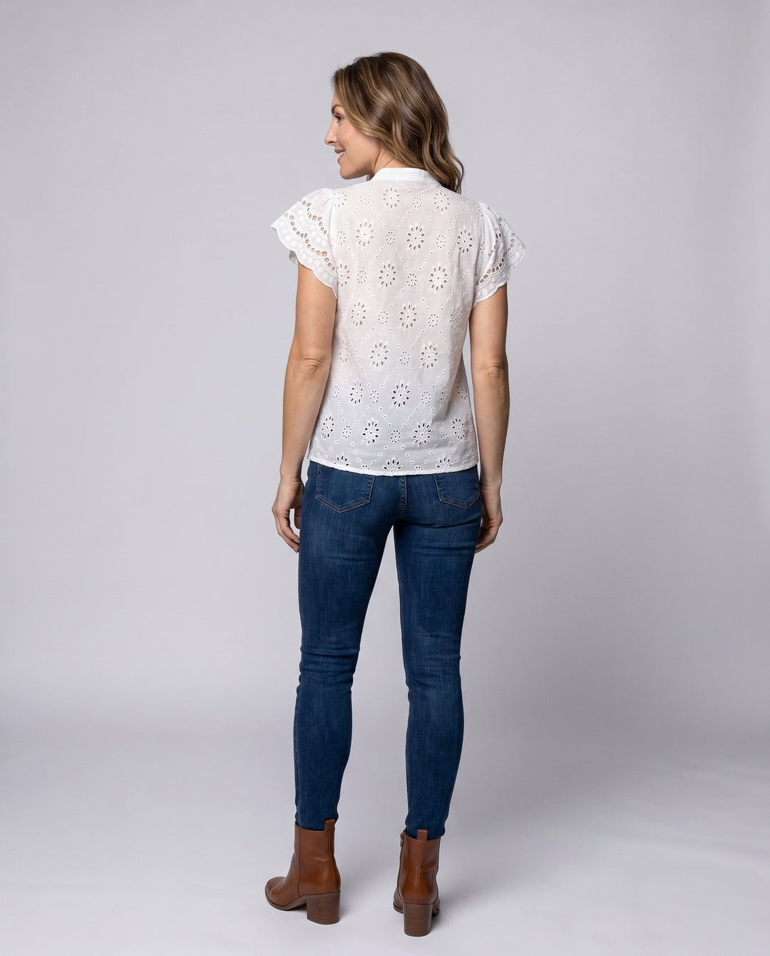 Product 15634915459402 - back_view