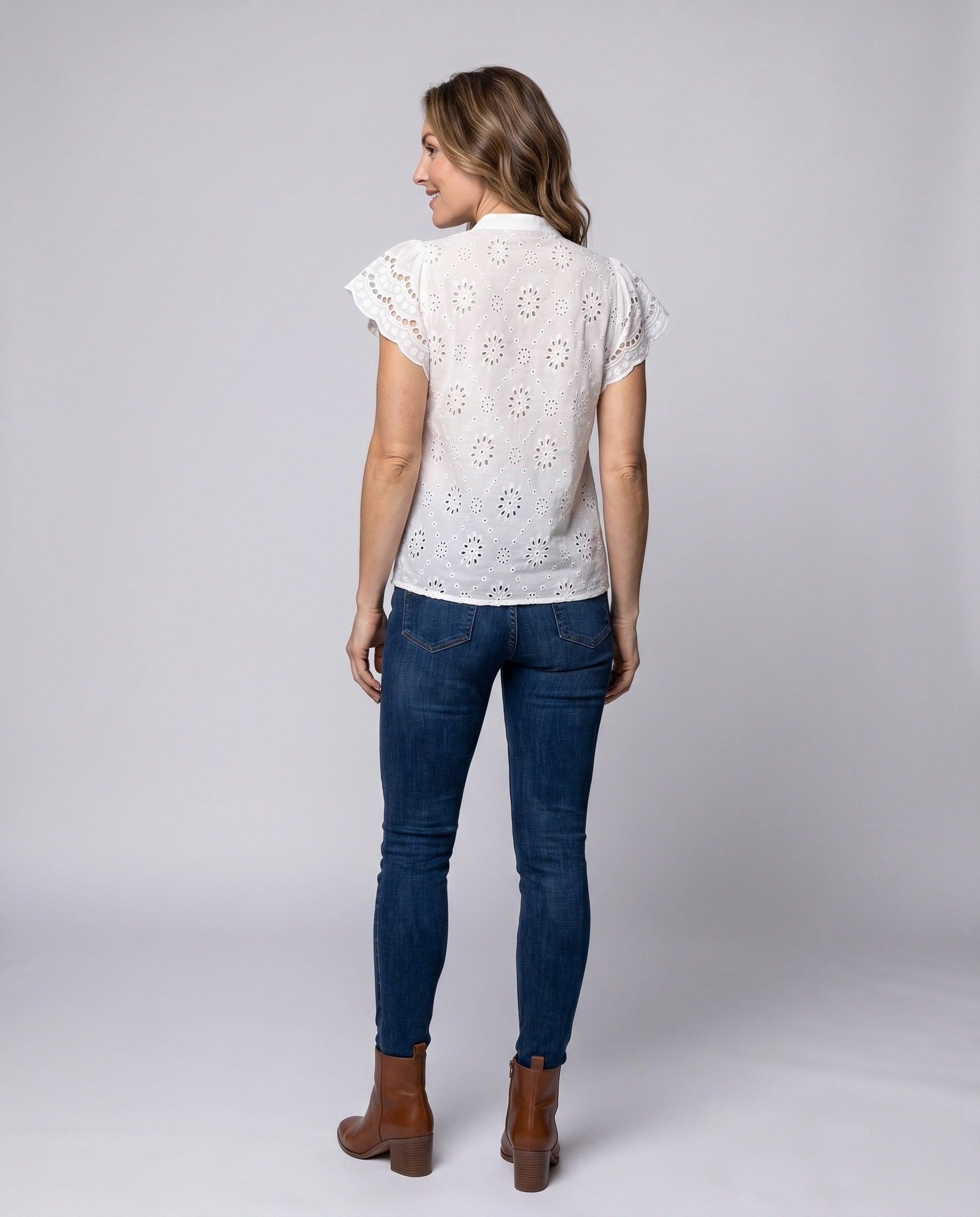 Product 15634915459402 - back_view
