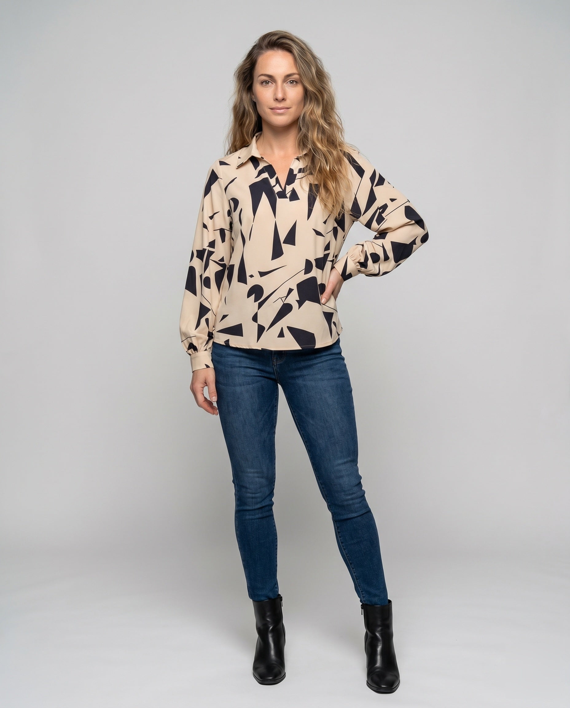 Product 15634915623242 - full_body_front