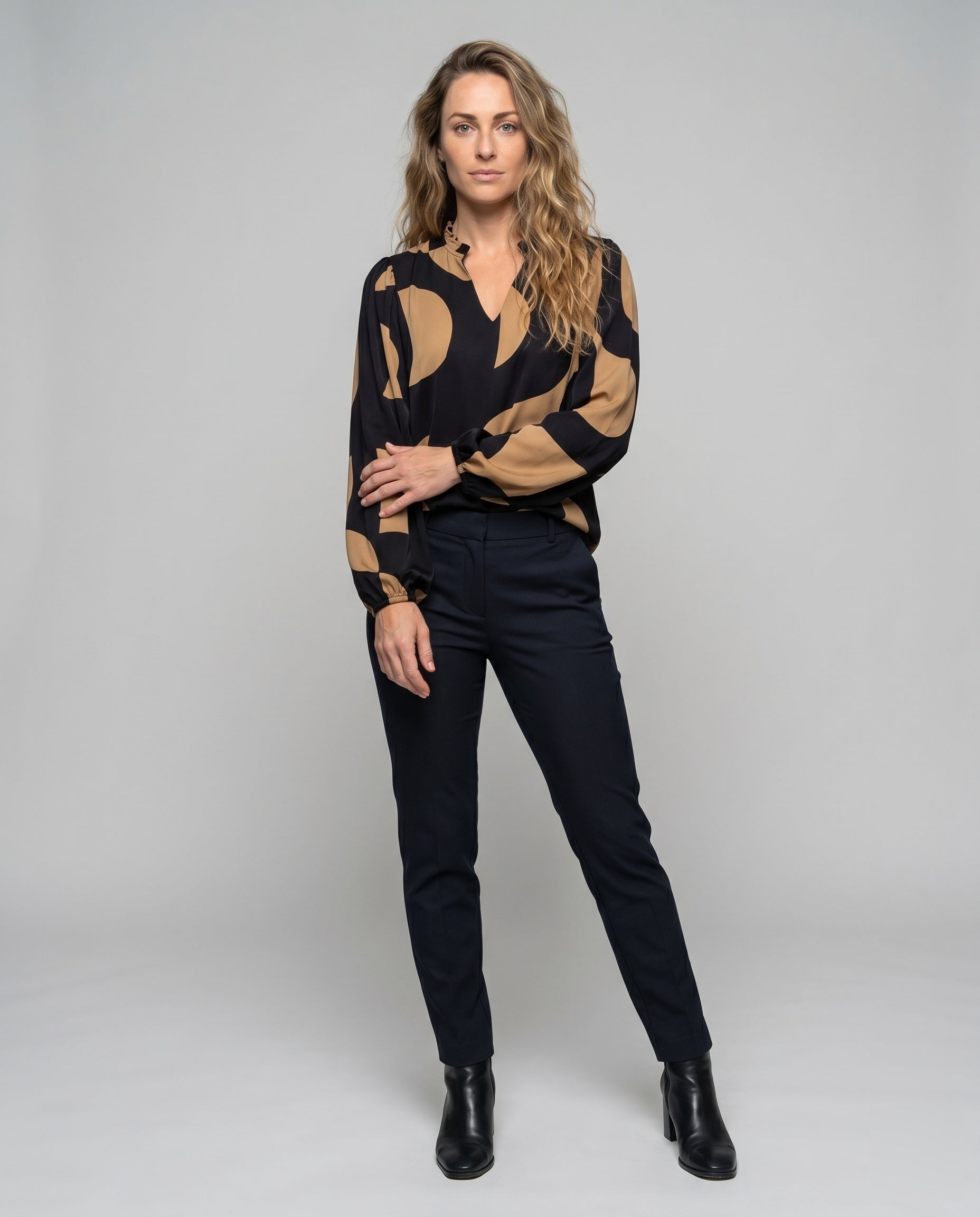 Product 15634915721546 - full_body_front
