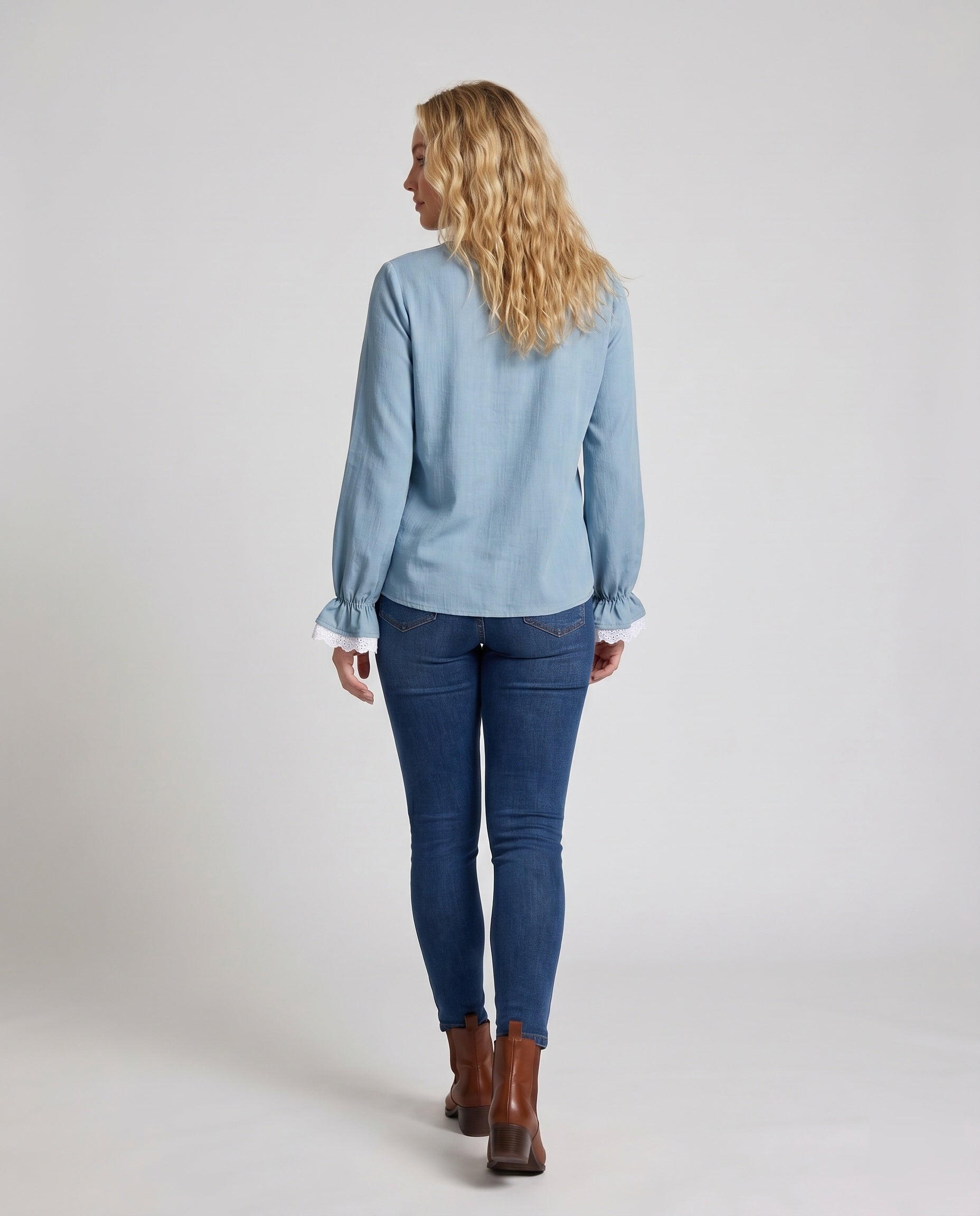 Product 15634916016458 - back_view