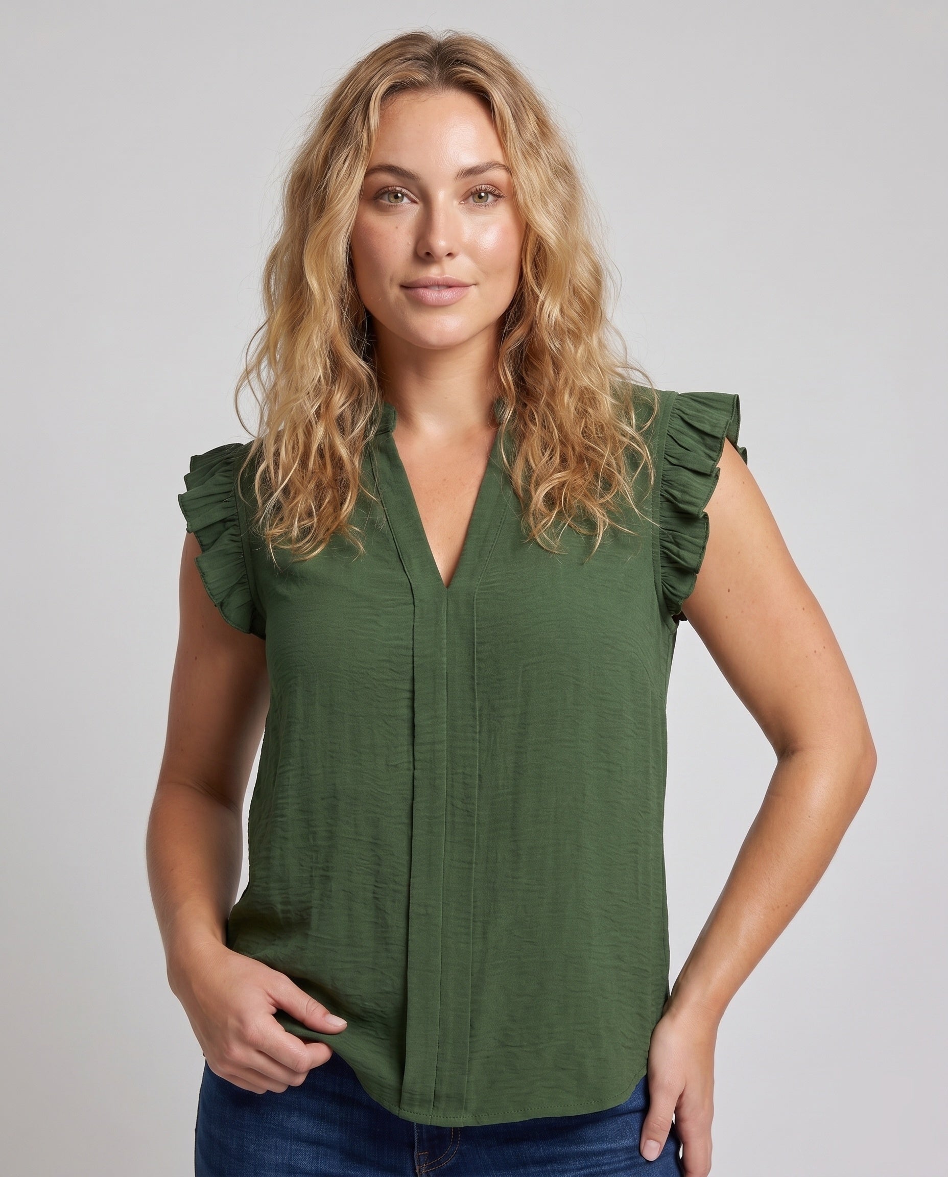 Product 15634916311370 - upper_body