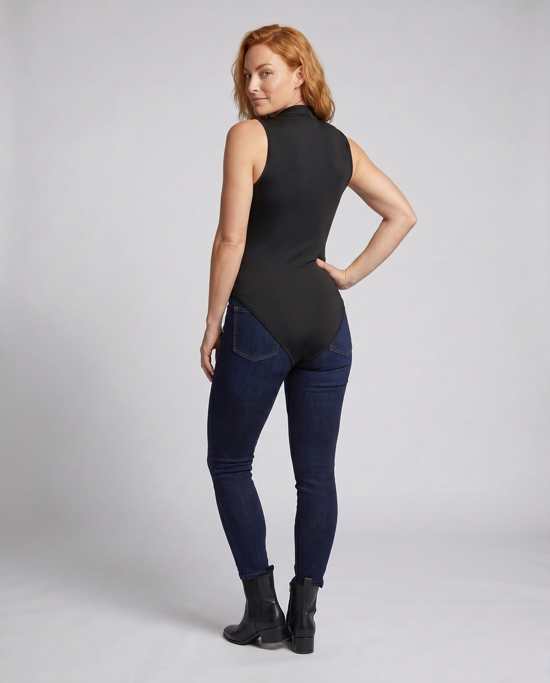 Product 15634917130570 - back_view