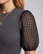 Product 15634917359946 - close_up_detail