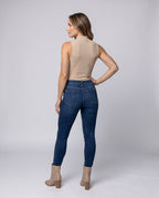 Product 15634917622090 - back_view