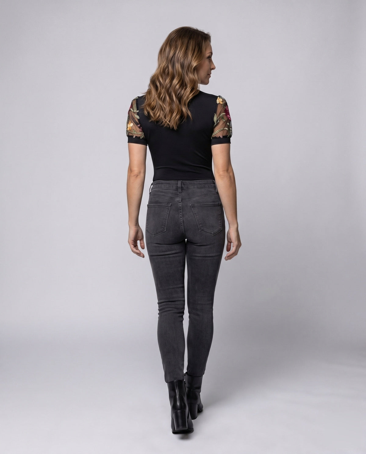 Product 15634917851466 - back_view