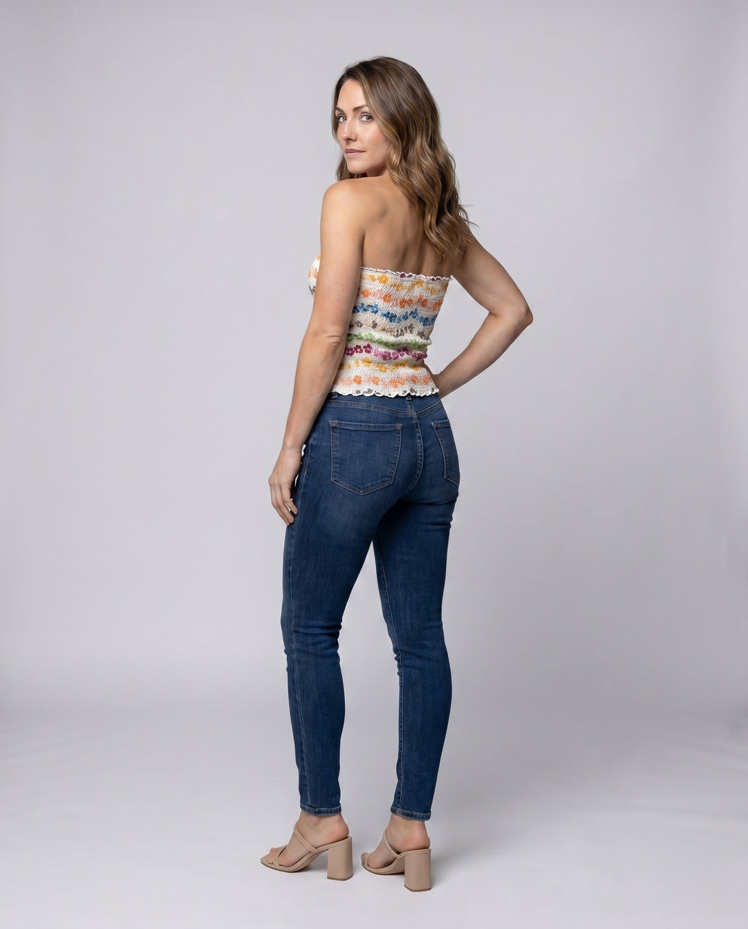 Product 15634918080842 - back_view