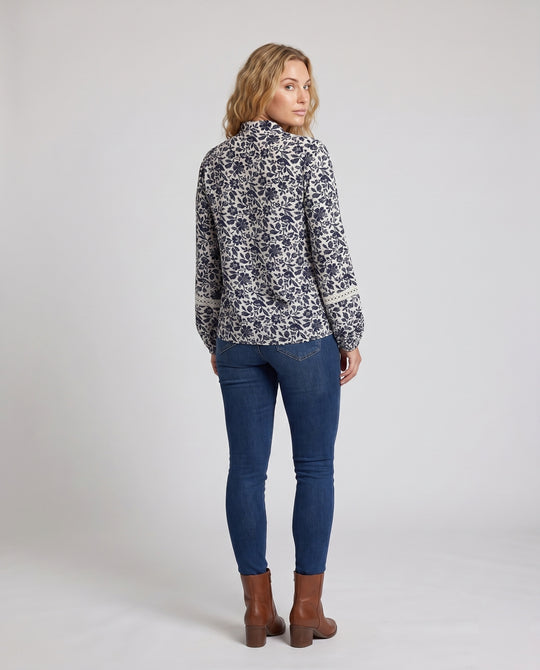 Product 15634919063882 - back_view