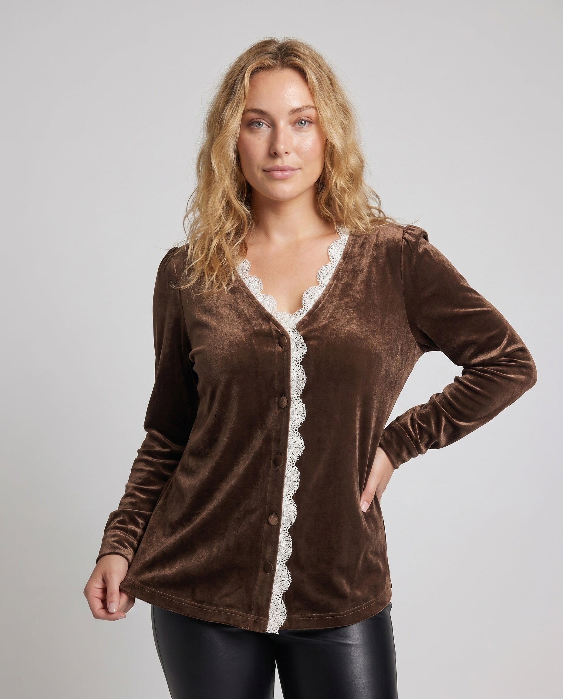 Product 15634919096650 - upper_body