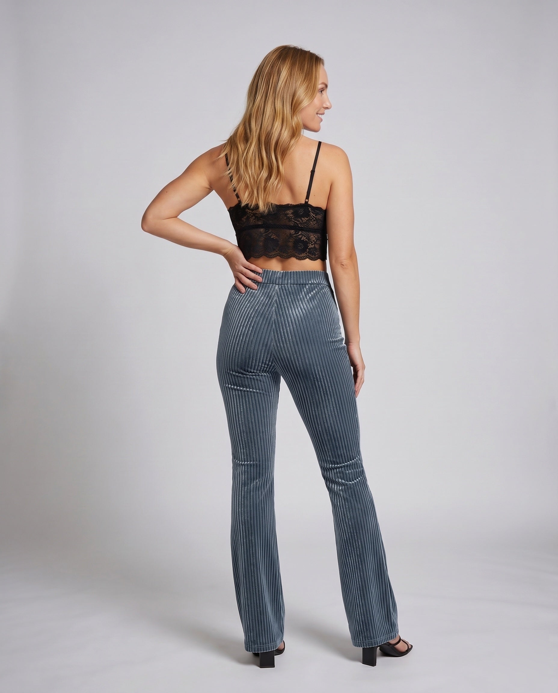 Product 15634919489866 - back_view
