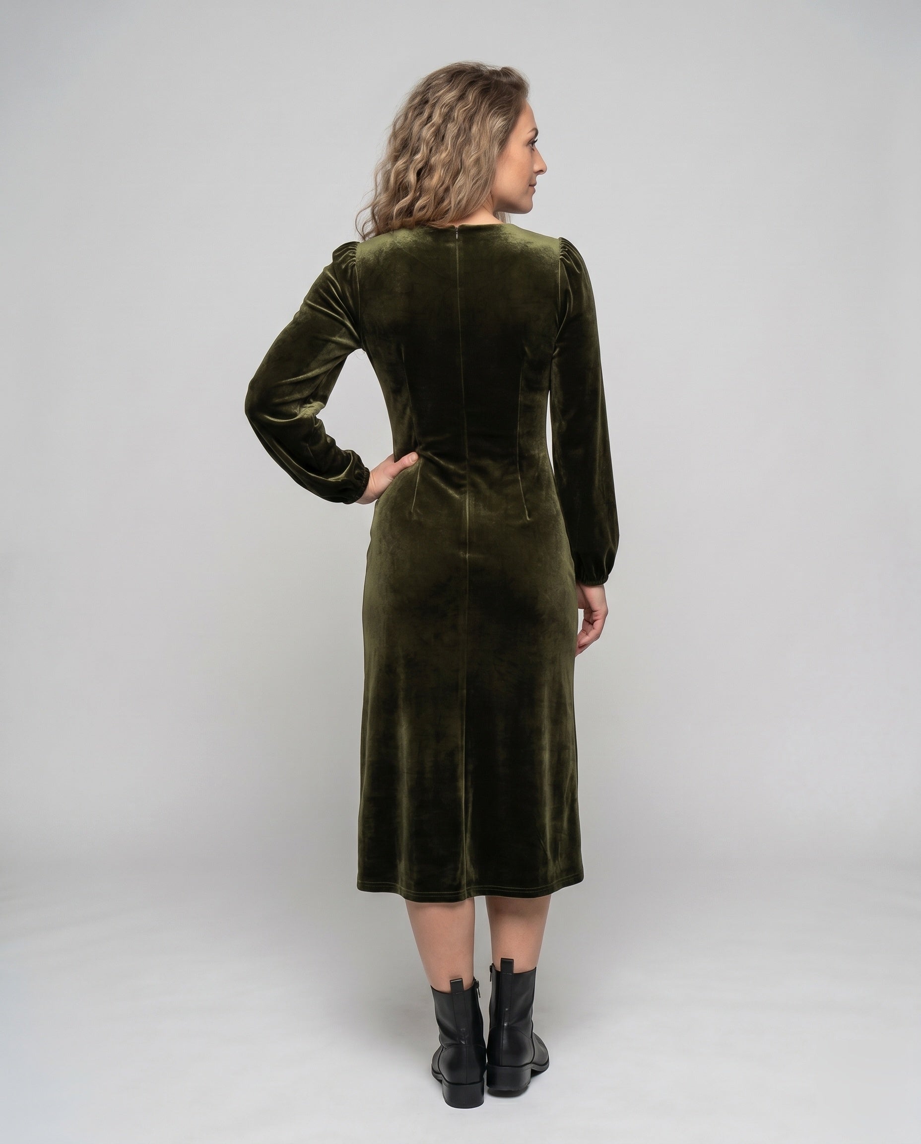 Product 15634921259338 - back_view