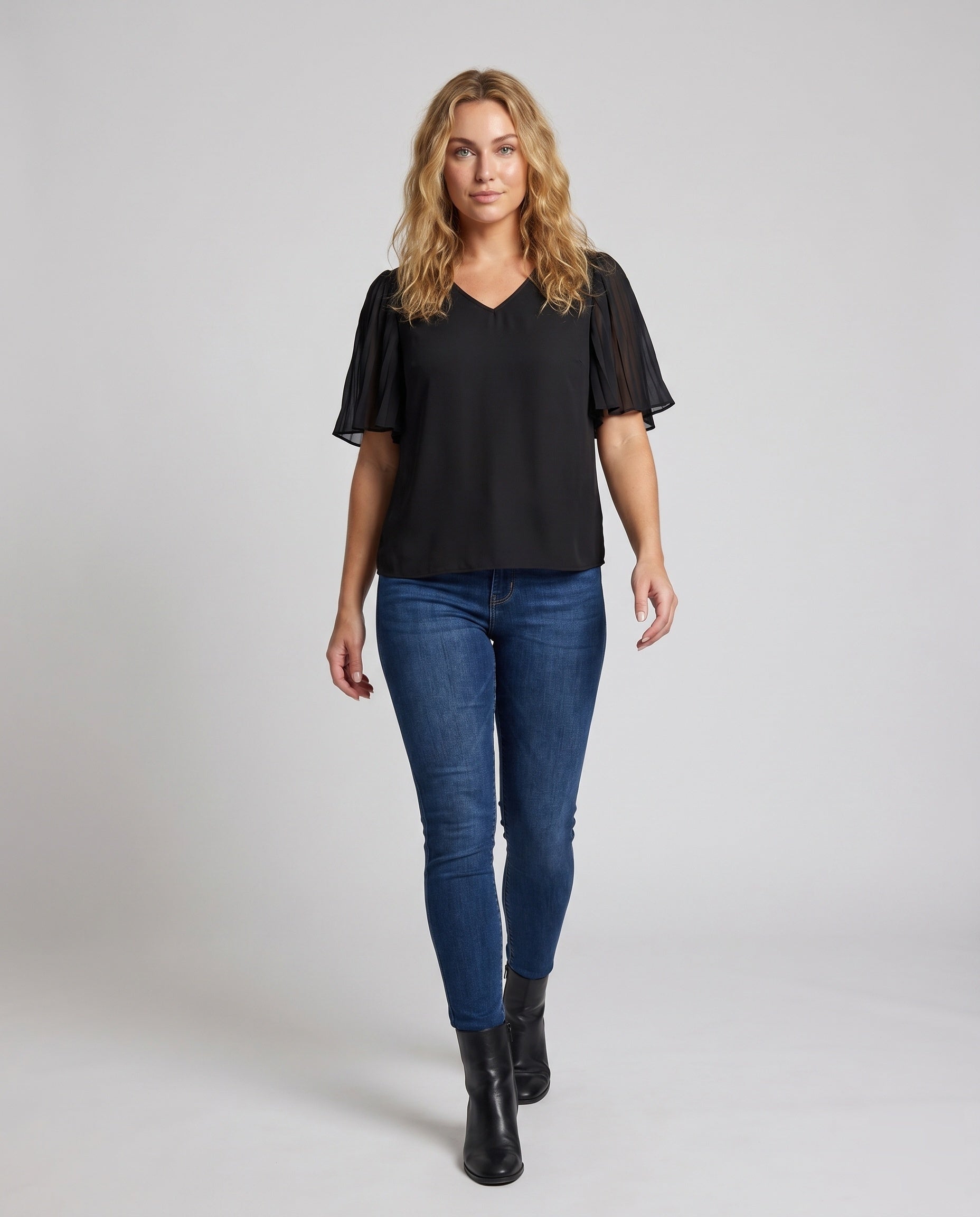 Product 15634921849162 - full_body_front