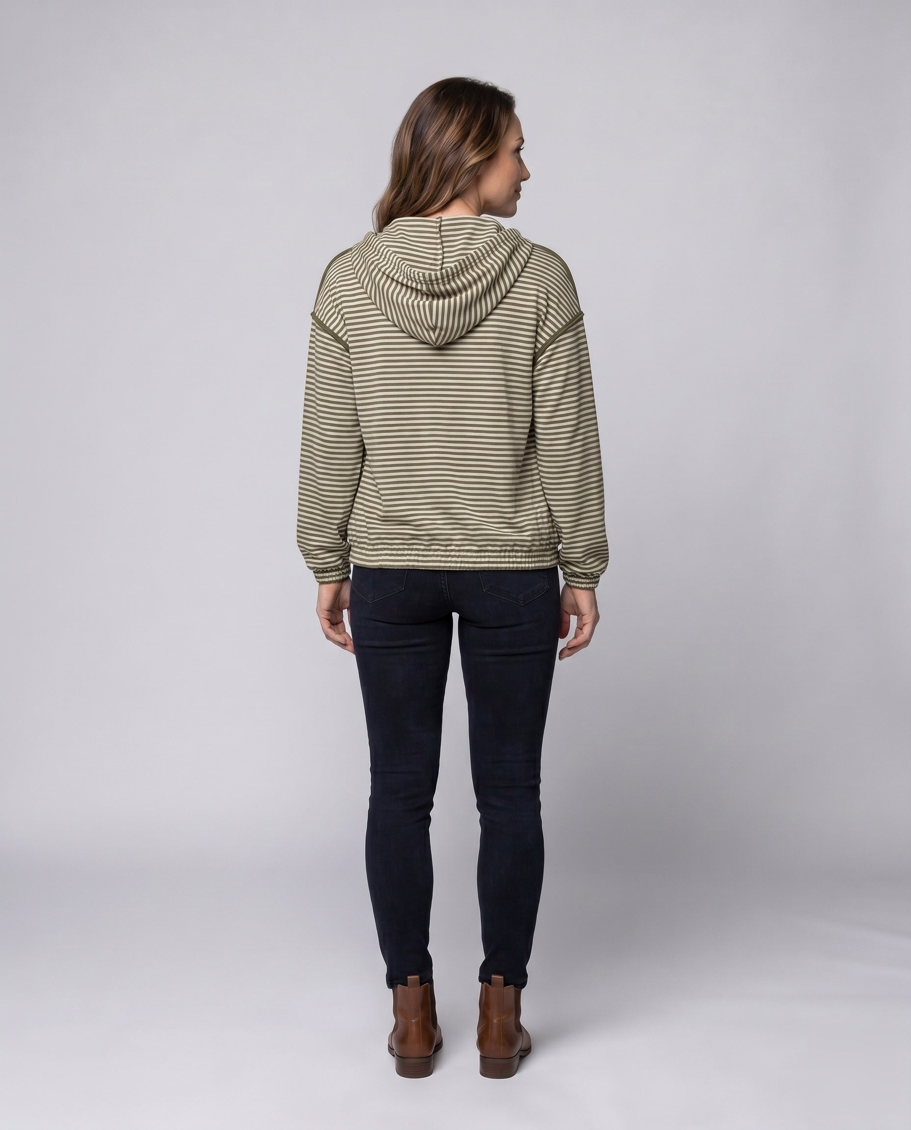 Product 15634923323722 - back_view