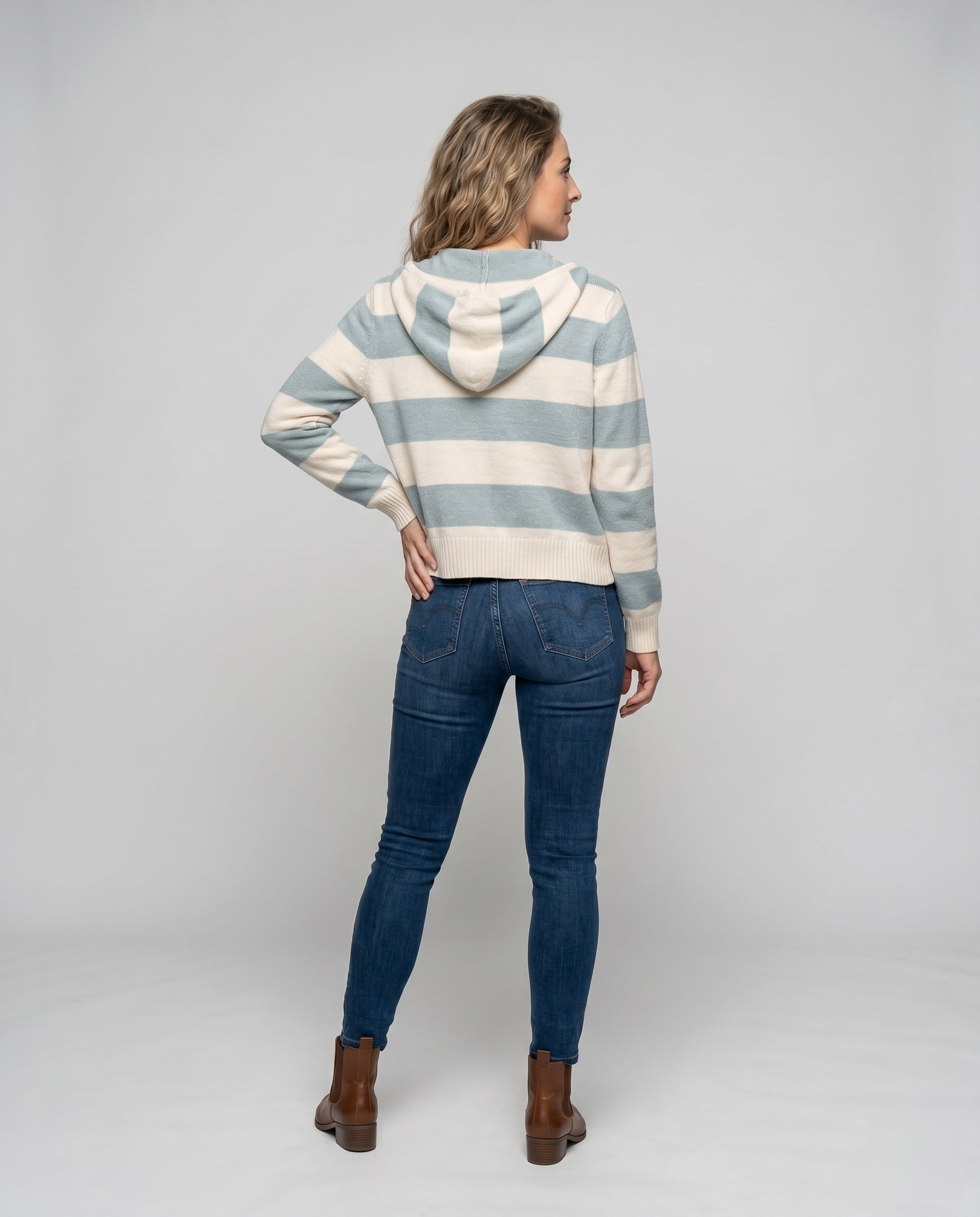 Product 15634923389258 - back_view