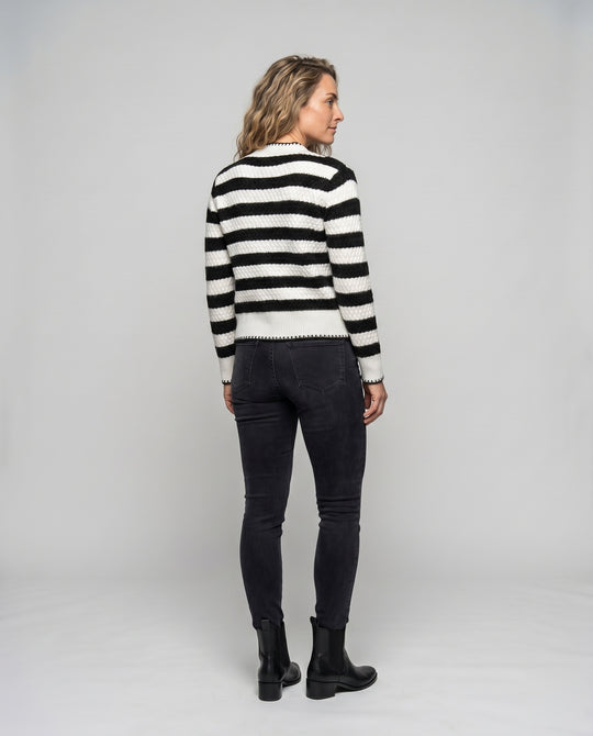 Product 15634923454794 - back_view