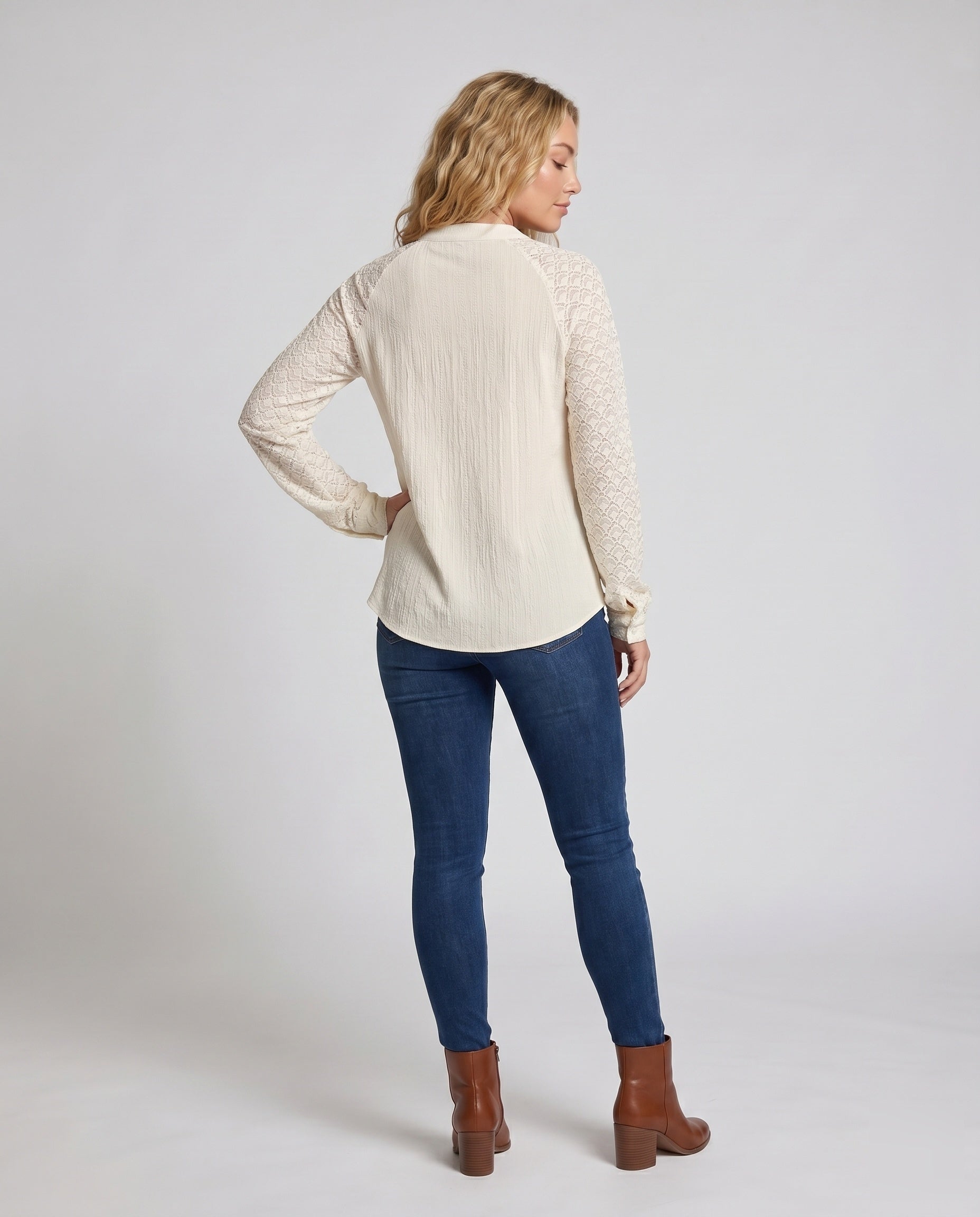 Product 15634923946314 - back_view