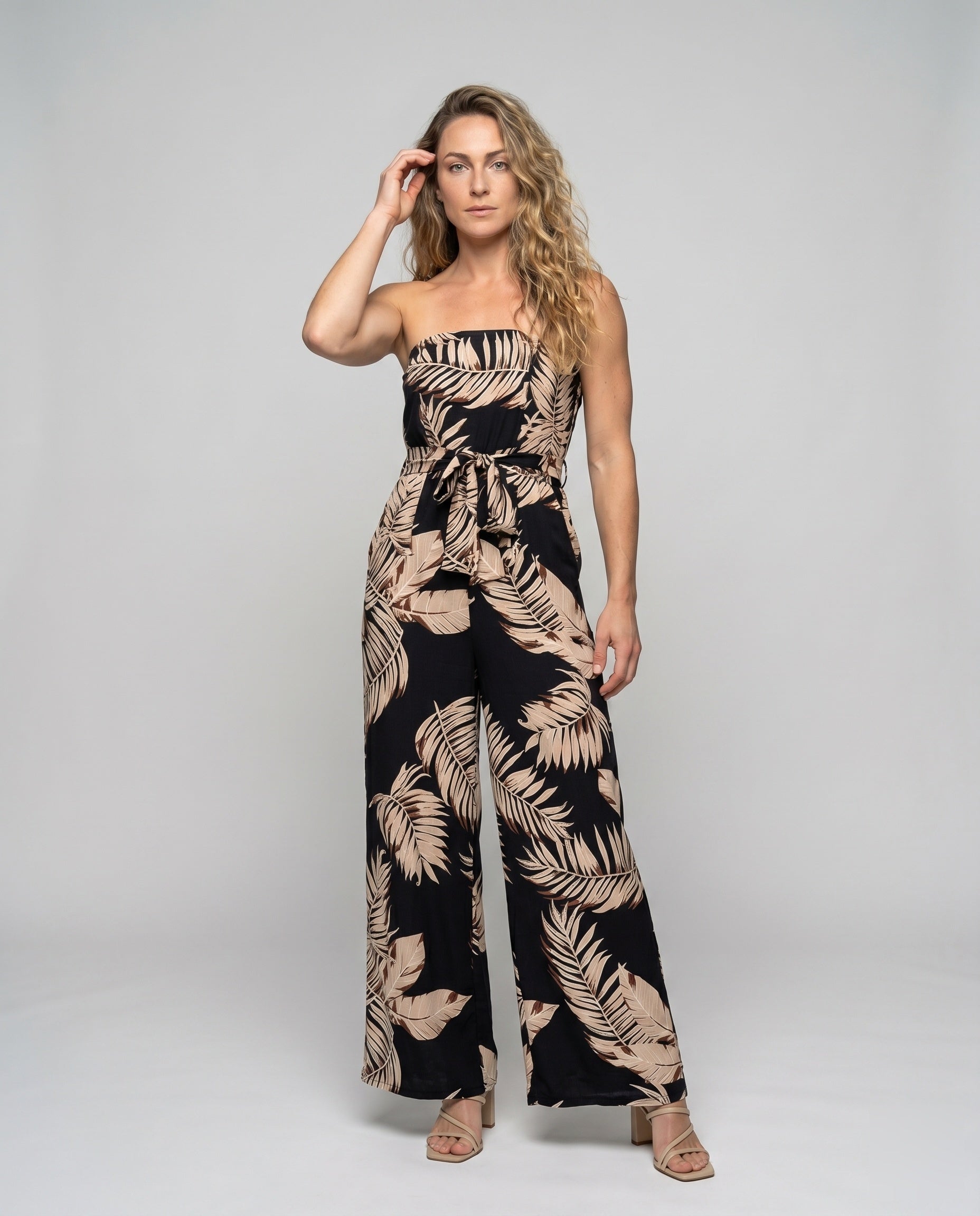 Product 15634927747402 - full_body_front