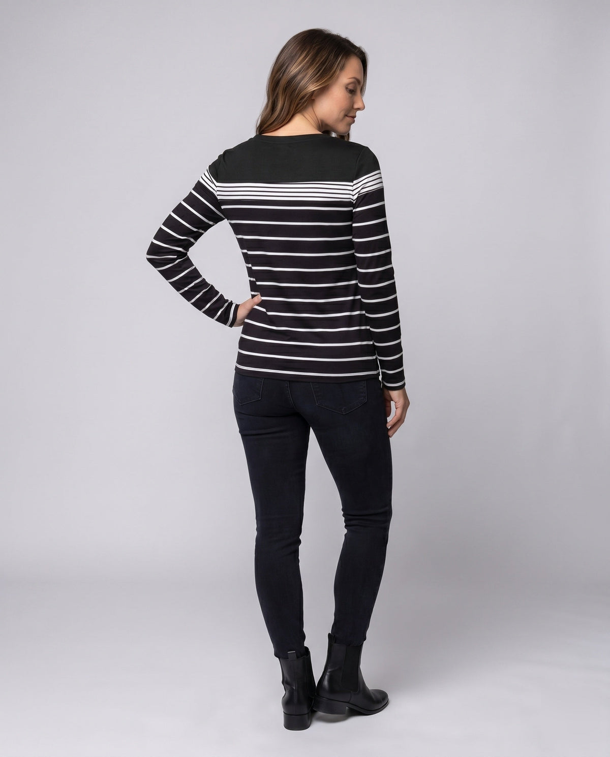 Product 15634935972170 - back_view