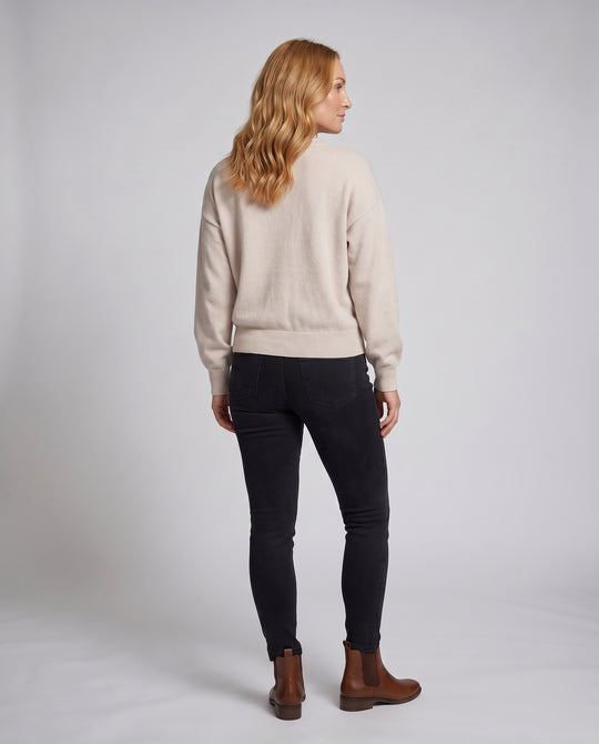 Product 15634938593610 - back_view