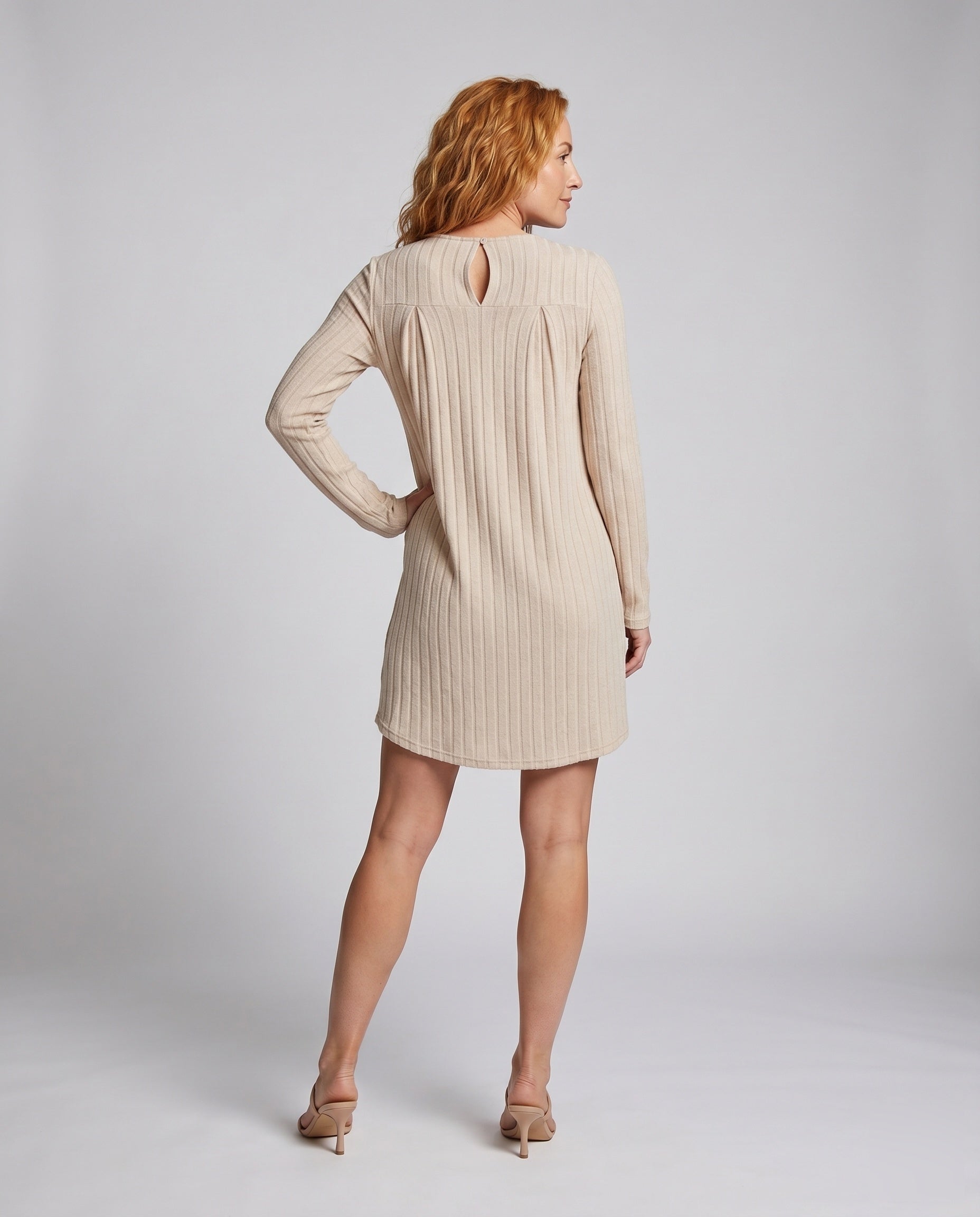 Product 15634939380042 - back_view
