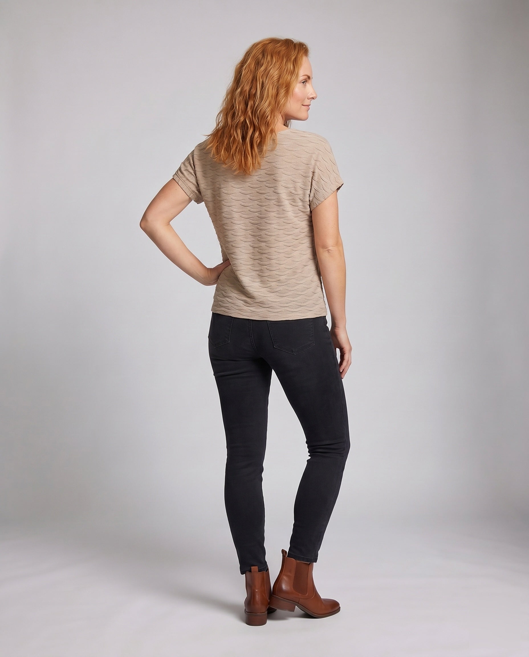 Product 15634939904330 - back_view