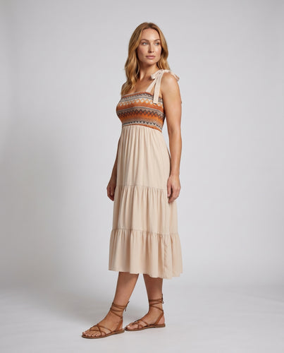 Damen luftiges Maxikleid mit verstellbaren Trägern und mehrlagigem Rock