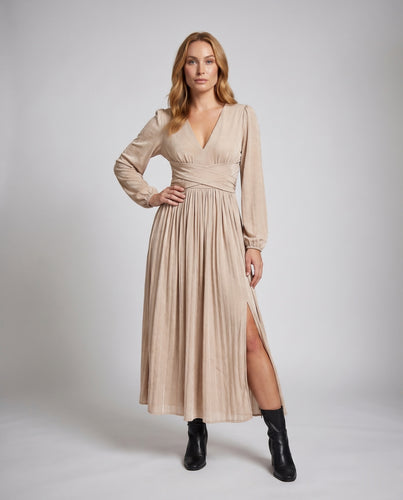 Damen Maxi-Kleid mit elegantem V-Ausschnitt und lässigem Rüschensaum
