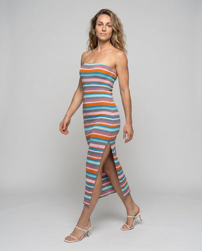 Damen Maxikleid mit elegantem Streifenmuster und seitlichem Schlitz