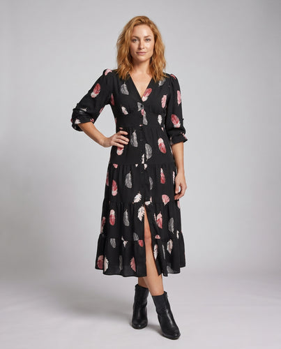 Damen Maxikleid mit floralen Federdetails und eleganter Knopfleiste