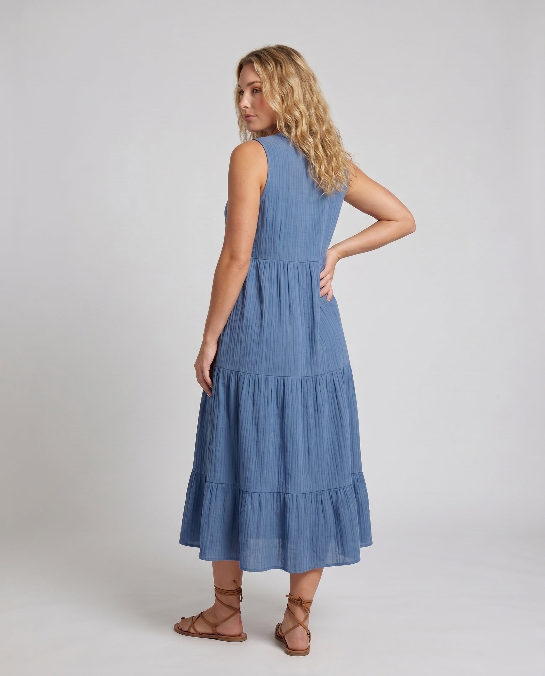 Product 15636284735818 - back_view