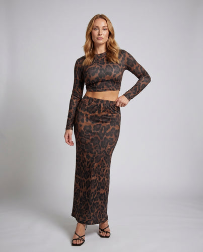 Damen Maxikleid mit langen Ärmeln und tierischem Muster