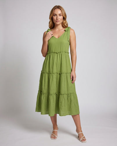 Damen Maxikleid mit verspielten Rüschen und breiten Trägern