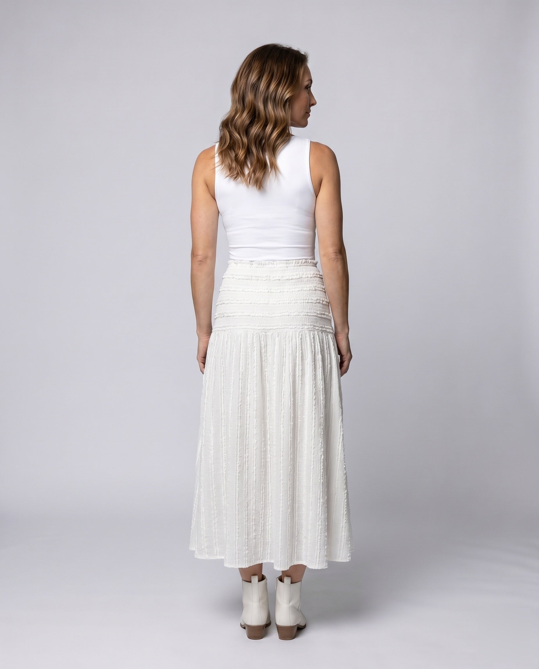 Product 15636291715402 - back_view