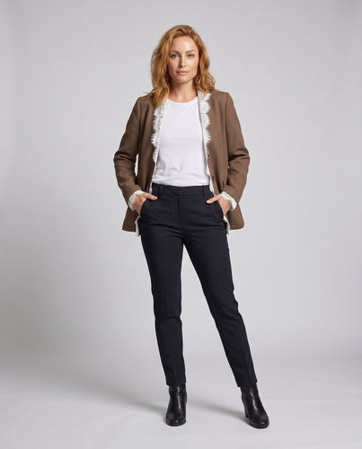 Damen modische Blazerjacke mit eleganter Spitzenverarbeitung