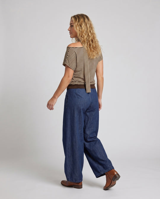 Product 15636300398922 - back_view